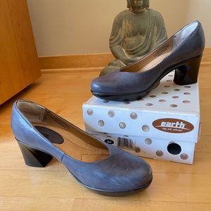 Earth Tamarisk Blue Soft Calf Pump Heel Shoes